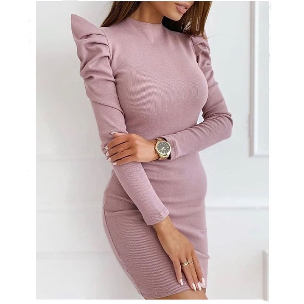 Dress with Puff Long Sleeves.